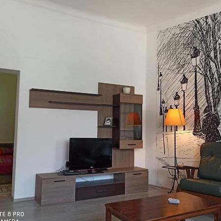 M&M apartman Budapest Bagian luar foto